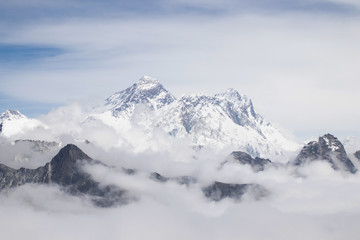Fototapeta na wymiar Scenic view of Mount Everest 8,848 m and Lhotse 8,516 m at Renjo la pass during everest base camp trekking nepal