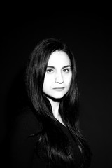 Fototapeta premium Modelo sobre fondo negro