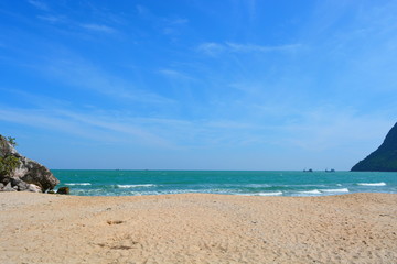 Fototapeta na wymiar Prachuap Bay. Coast of the Gulf of Thailand in the south of Thailand. Beautiful sea and sky.