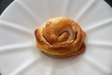 Blätterteig Gebäck mit Käse