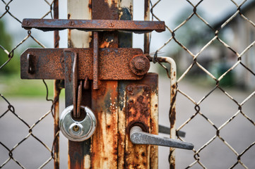 verschlossenes Tor