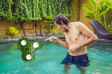 The man saw the bacteria in the pool and was horrified