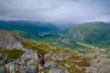 Fototapeta premium hikers in hemsedal