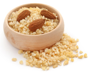 Small pieces of chopped almonds