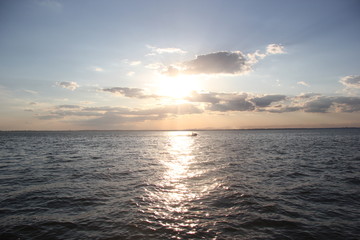 Море