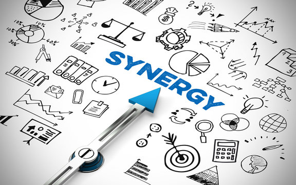 Englischer Slogan "Synergy" (Synergie) als Kooperation Konzept