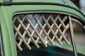 Fenstergitter, Oldtimer
