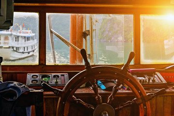 Halong Bay Tour Cruise Discover Rocky islands spectacular limestone, northern Vietnam