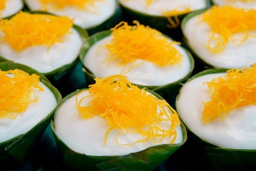 Thai dessert, Tako, Traditional Thai Pudding with Coconut Topping