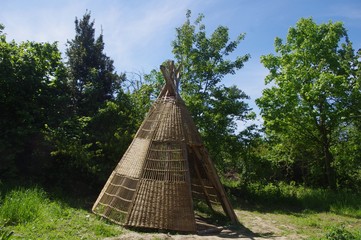 Un tipi aux prairies St Martin