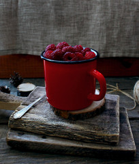 berry raspberry red mug tree rustic