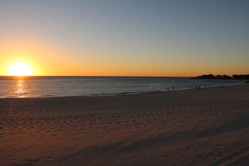 Fototapeta na wymiar Dusk at Sorrento Beach in Perth, Australia Oceania