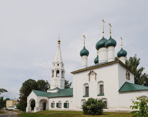 Fototapeta na wymiar St. Nicholas Church in Yaroslavl