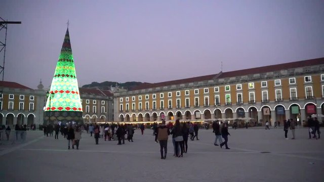 Strobing strobe flickering lights effect using a high shutter speed higher than 1/50 in Europe where 50 hz is the utility electrical power frequency.