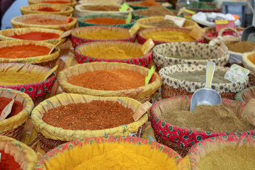 Naklejka premium Spices in Spanish Market