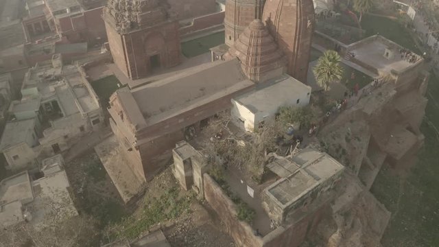 "Madana Mohana" temple in Vrindavan, India, 4k aerial ungraded/flat