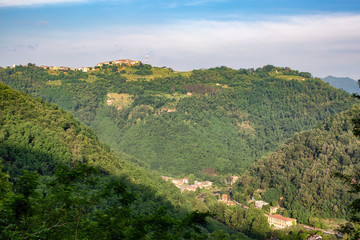 Fototapeta na wymiar Distant view of a village