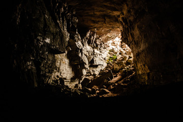 Por dentro da caverna
