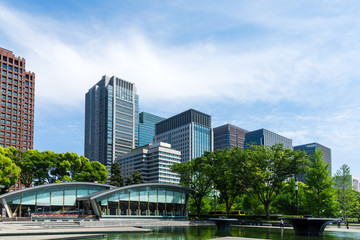 Fototapeta na wymiar (東京都ｰ都市風景)和田倉噴水公園から望む丸の内オフィスビル２