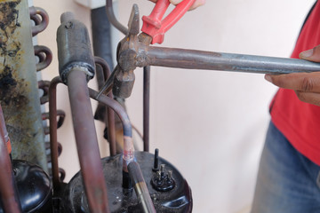 Soldering copper pipe