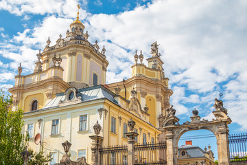 Obraz premium George's Cathedral is a baroque-rococo cathedral located in the city of Lviv, the historic capital of western Ukraine.