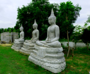  Buddha statue