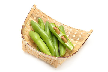 ピンクのそら豆