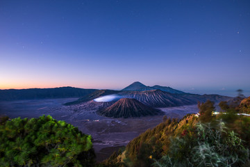 Obraz premium Mount Bromo volcano - Bromo Tengger Semeru National Park, East Java, Indonesia.
