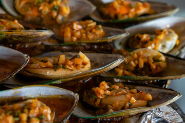seafood grill mussel with butter and garlic sauce