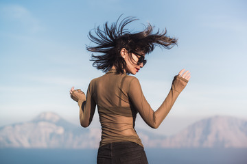 Windblown Skywalking