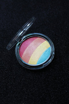 Rainbow highlighter or eyeshadow palette