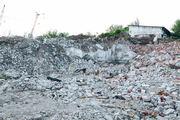 Place of destruction, remains of a building, war