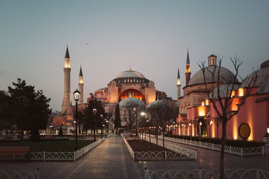 A view on the Aya Sofia mosque in Istanbul
