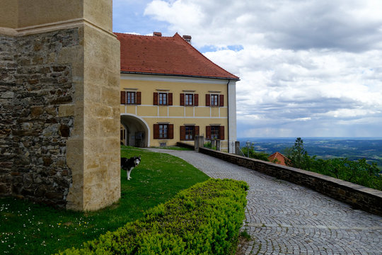 P&Ouml;LLAUBERG . P&Ouml;LLAUER TAL