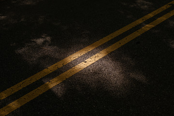 Yellow street lines