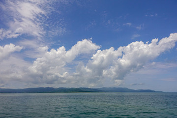 Obraz premium 西表島と海と空