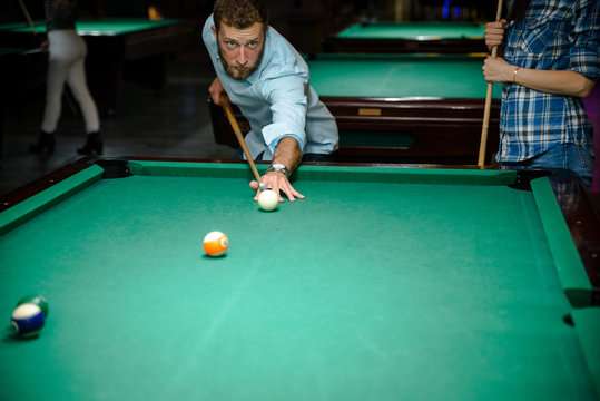  Search alamy All images Ball and Snooker Player, man play snooker 