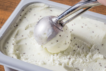 Fototapeta na wymiar イタリアンジェラート　Italian gelato delicious ice cream