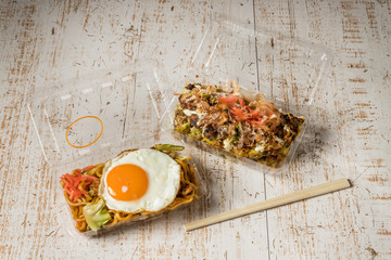 焼きそば Fried noodles (japanese a food stand)