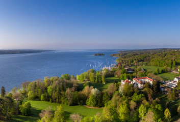 Fototapeta premium Schloss Possenhofen Castle at Lake Starnberg, Bavaria, Germany