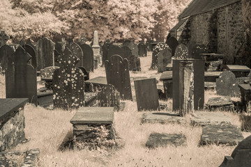 Friedhof in Wales - Infrarot