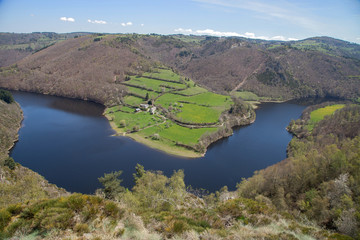 Point de vue au-dessus de la Truyère (Cantal)
