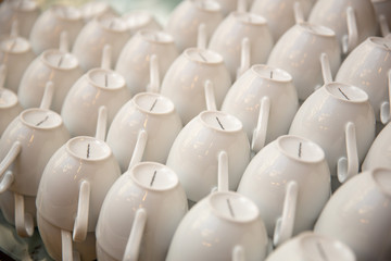 tasses retournées