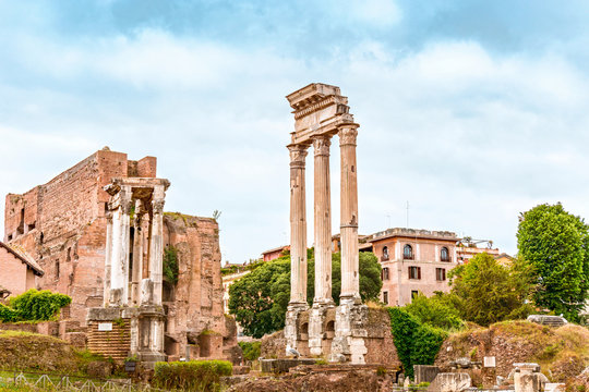 Roman Forum - Ancient columns in Rome