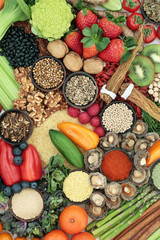 Fototapeta na wymiar Liver detox health food concept with fresh fruit, vegetables, herbs, spices, nuts, herbal medicine, legumes, grains & seeds. High in antioxidants, anthocaynins, vitamins & dietary fibre. Top view.