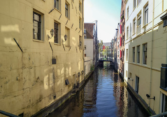 Fototapeta na wymiar Canal in Amsterdam, Holland