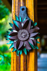 Enfeite met&aacute;lico