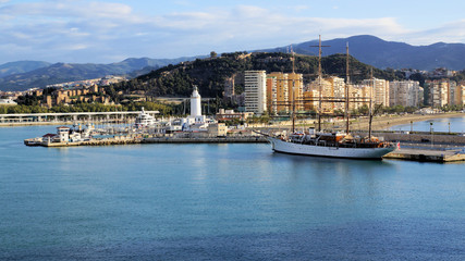 Fototapeta premium hafenstadt malaga ,spanien
