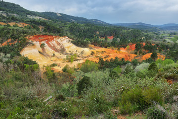 Fototapeta na wymiar View of The Provencal Colorado - Provence, France.