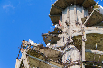 TV tower damaged in NATO bombing